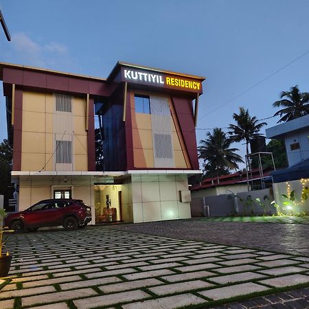 Вілла Kuttiyil Residency Kottarakara Екстер'єр фото