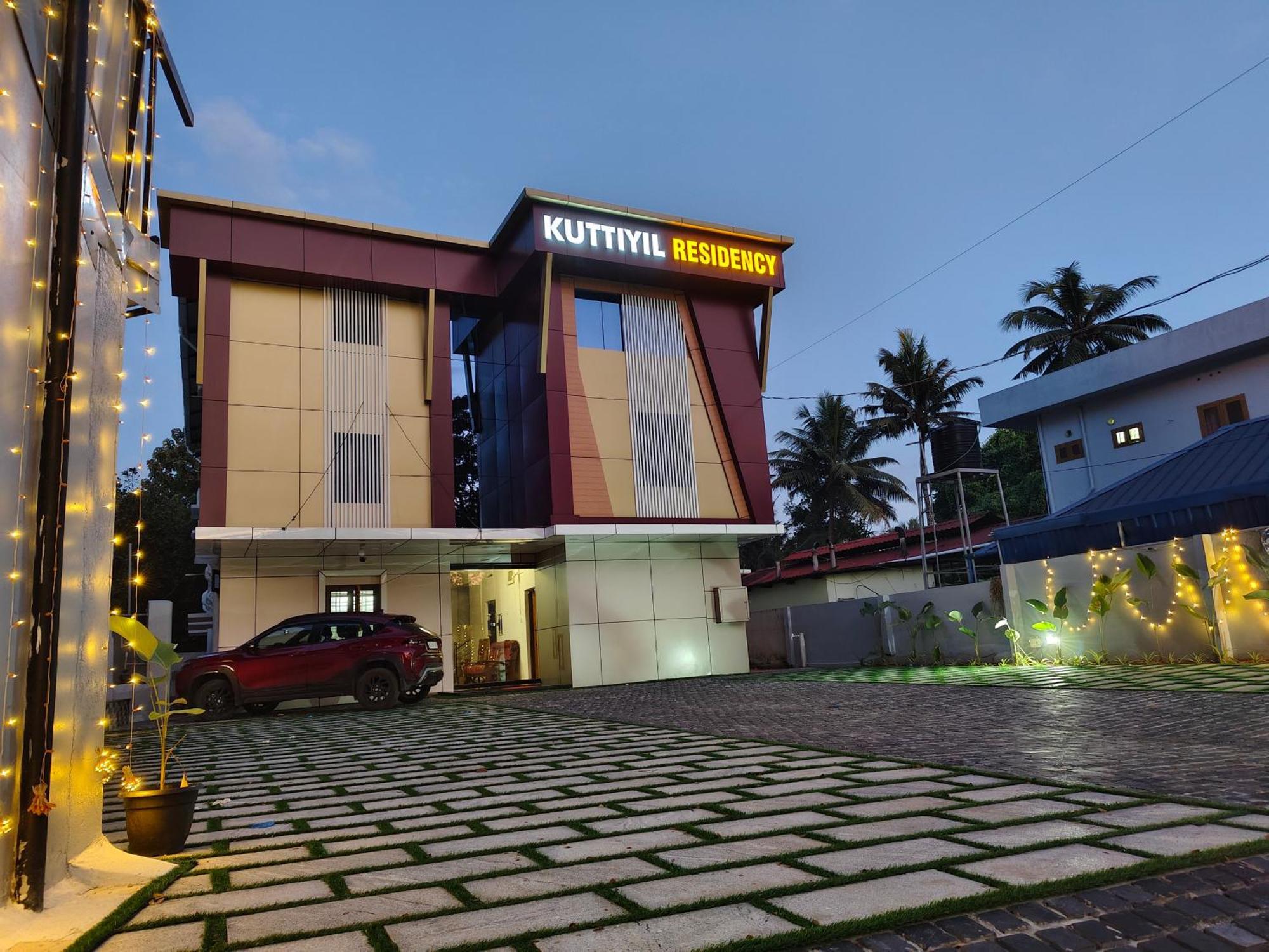 Вілла Kuttiyil Residency Kottarakara Екстер'єр фото